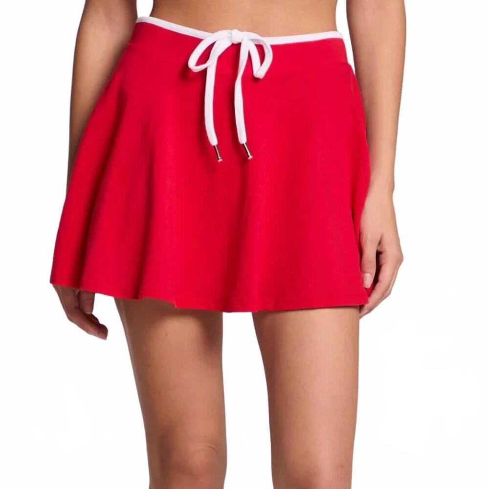 NEW CHASER women's ace skort in cardinal